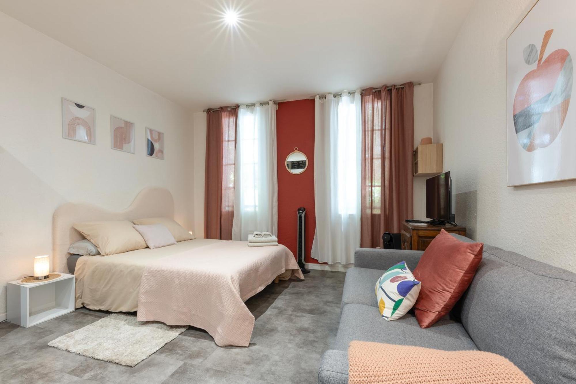Apartment La Casita - Confort Avec Parking Prive - Lit Douillet - Centre Uzes, Pont Du Gard