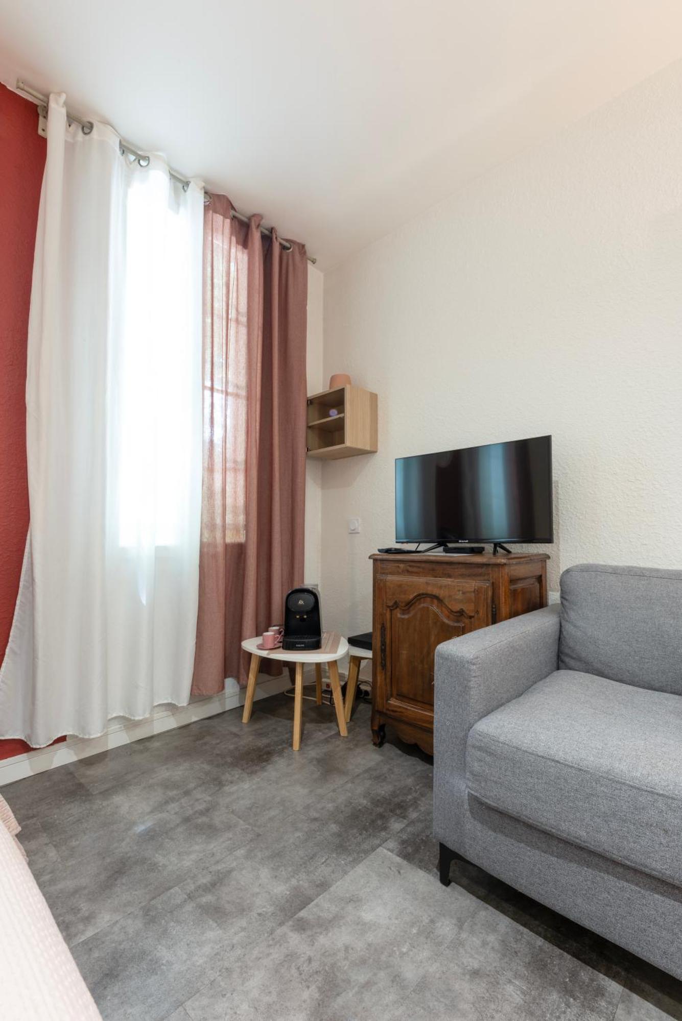 Apartment La Casita - Confort Avec Parking Prive - Lit Douillet - Centre Uzes, Pont Du Gard